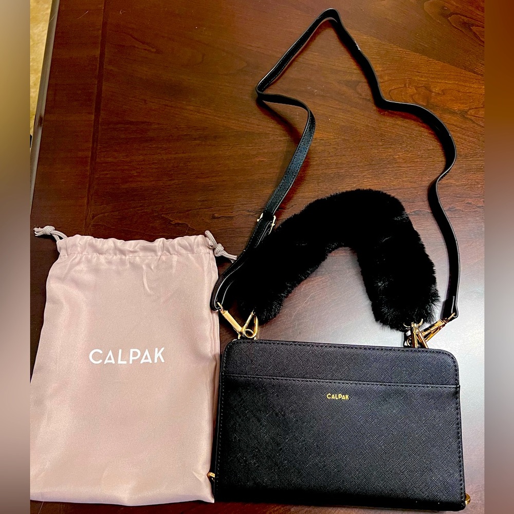 CALPAK Wallet